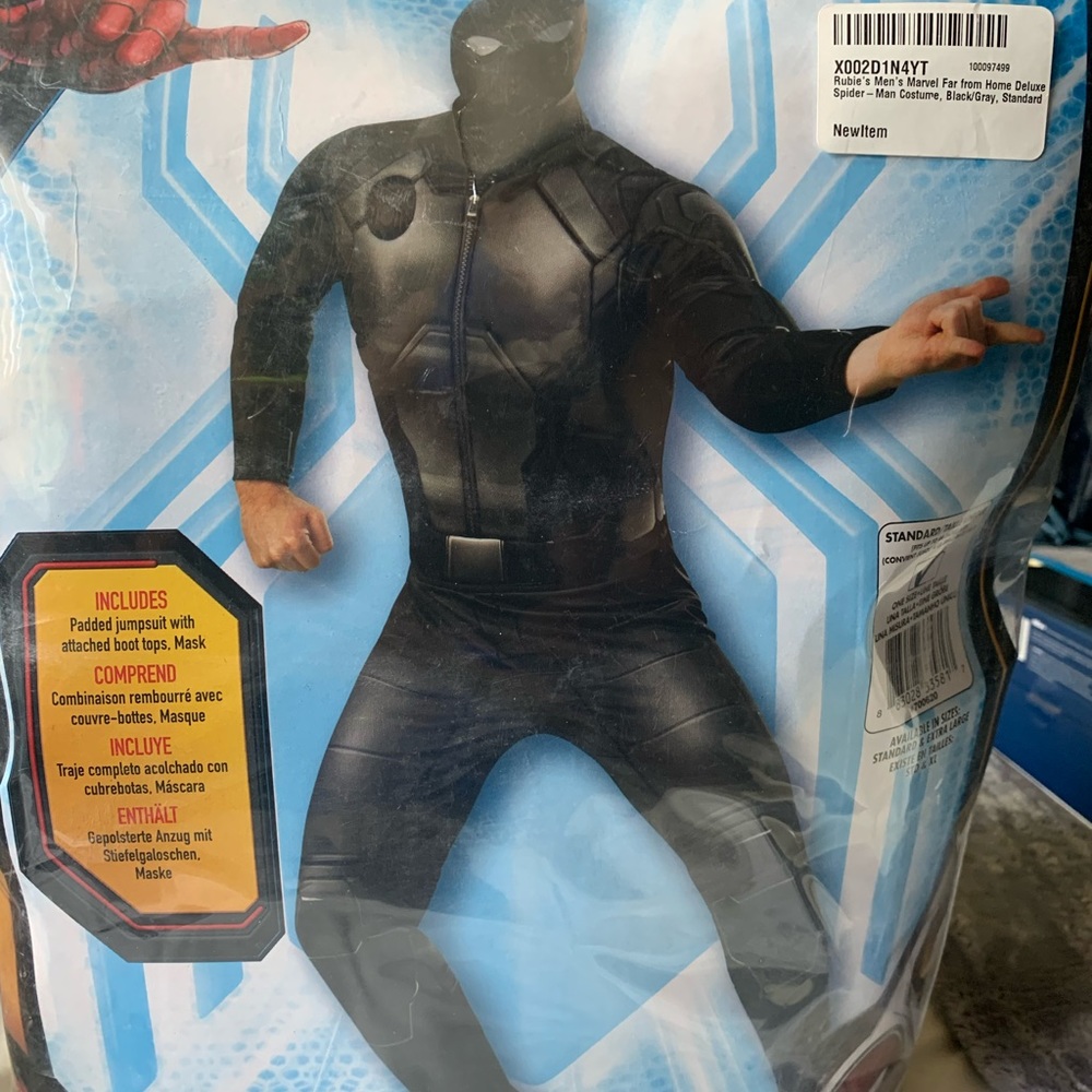 Deluxe Spider-Man Far From Home Stealth Suit